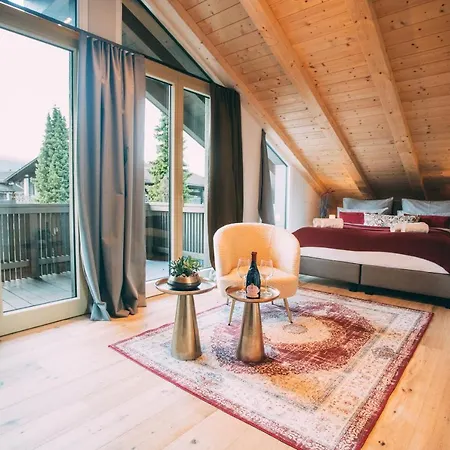 Boutique Chalets Alpi - Private Sauna & Cinema Garmisch-Partenkirchen Buitenkant foto
