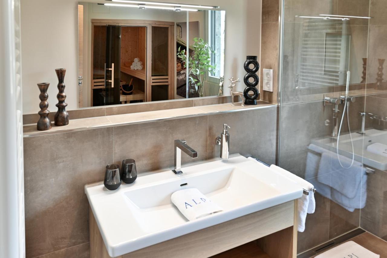 Boutique Alpi - Private Sauna & Cinema Garmisch-Partenkirchen